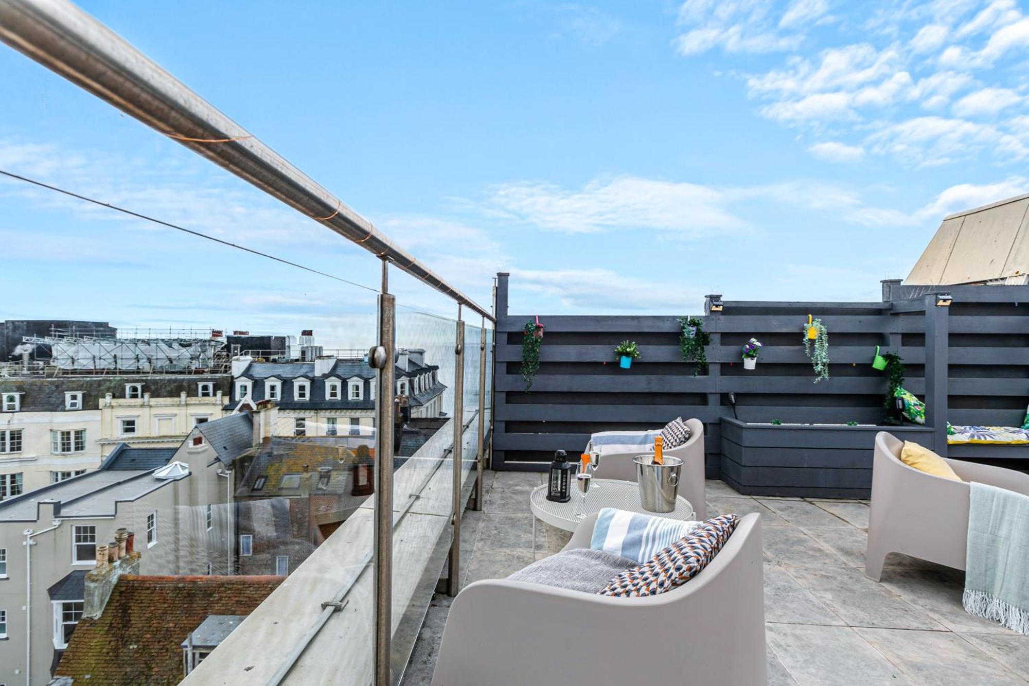 Airhost'S Brighton'S Best Green Diamond Escape With Sea Views Екстер'єр фото