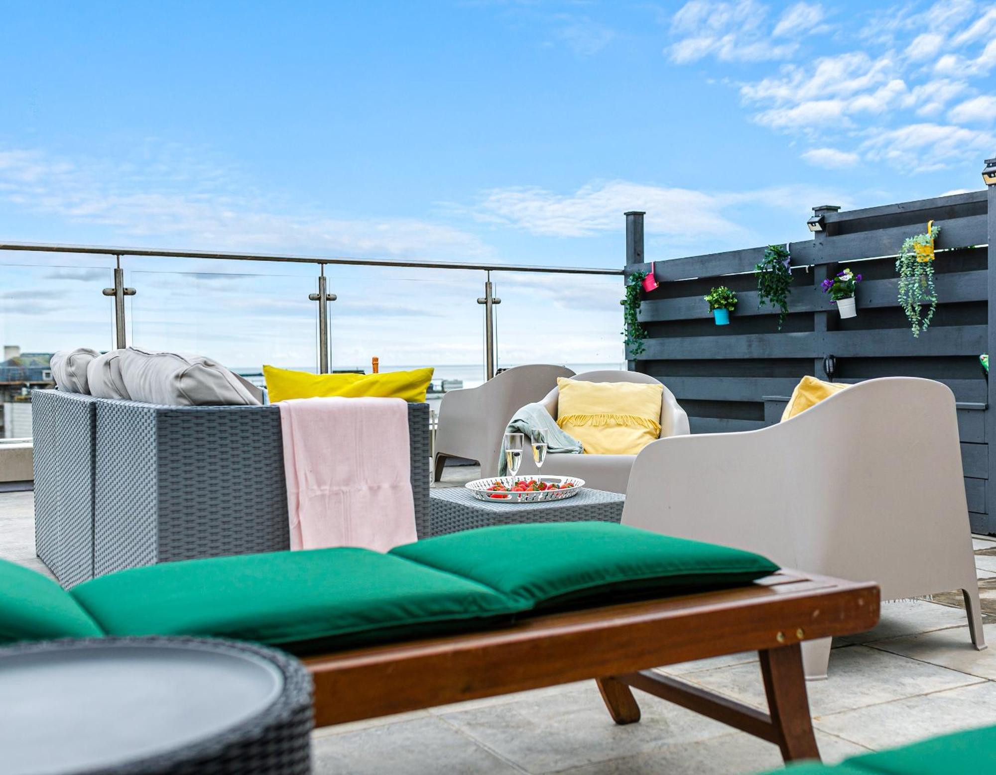 Airhost'S Brighton'S Best Green Diamond Escape With Sea Views Екстер'єр фото